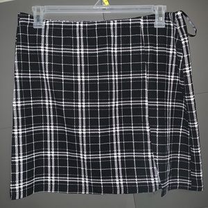 NWOT Plaid Skirt